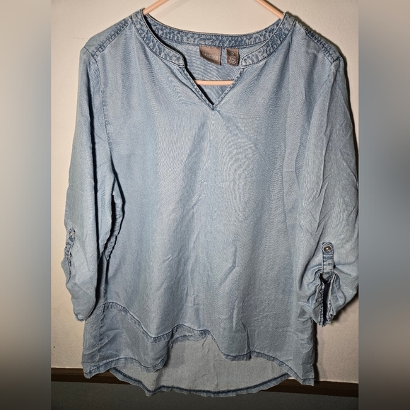 Chicos Womens 3/4 Length Sleeve Asymmetrical Denim Light Blue Top Size 2 - Picture 3 of 7
